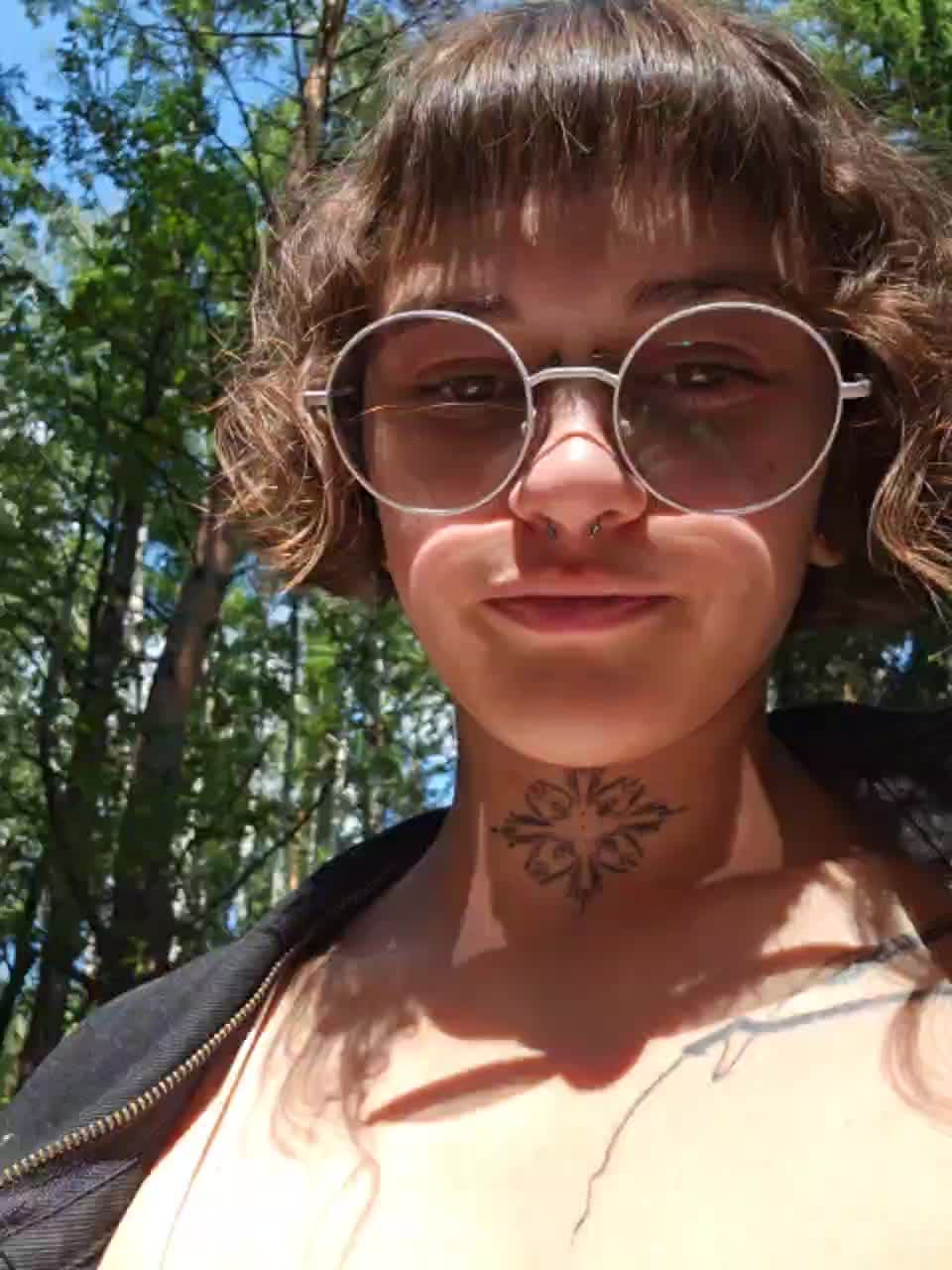 View or download file lolymolly on 2023-08-05 from bongacams