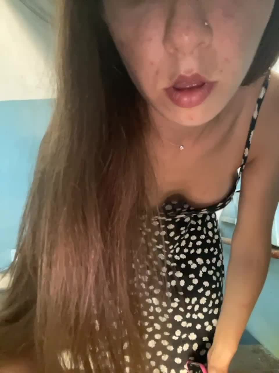 View or download file monikayyy on 2023-08-05 from bongacams