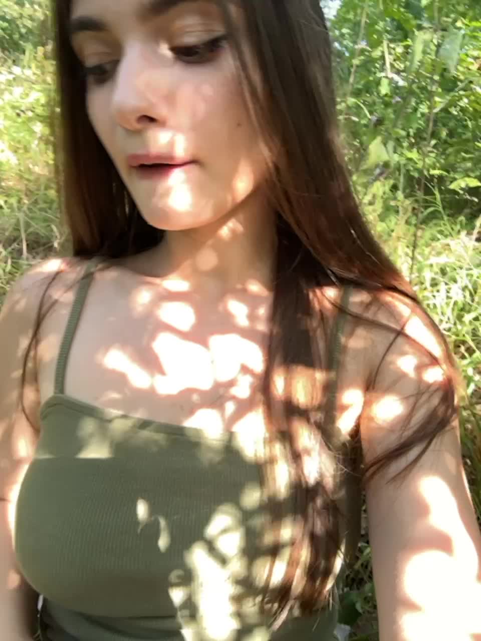 View or download file bloomjuliette on 2023-08-06 from bongacams