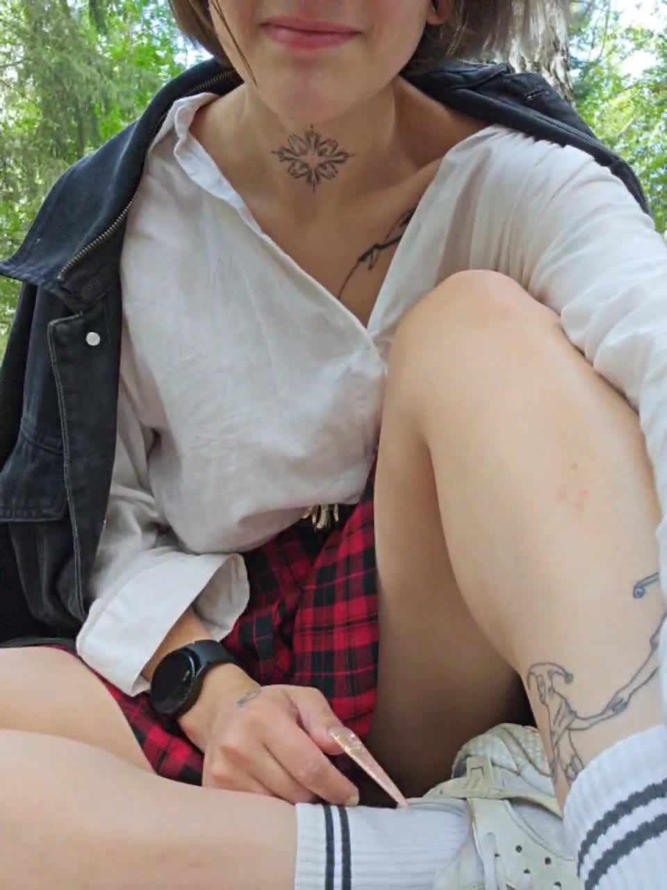 View or download file lolymolly on 2023-08-06 from bongacams