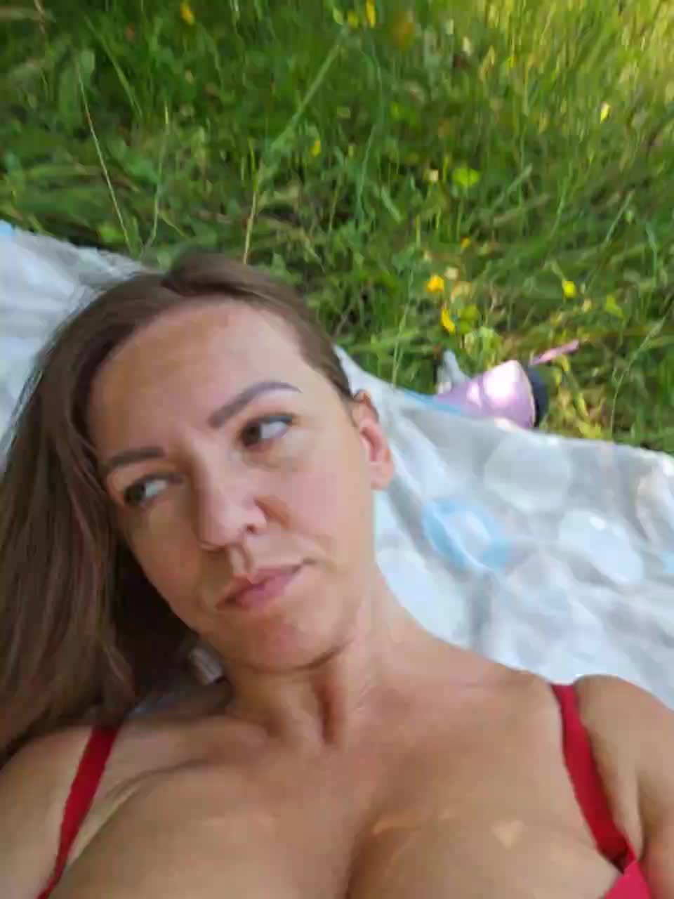 View or download file milasavory on 2023-08-06 from bongacams