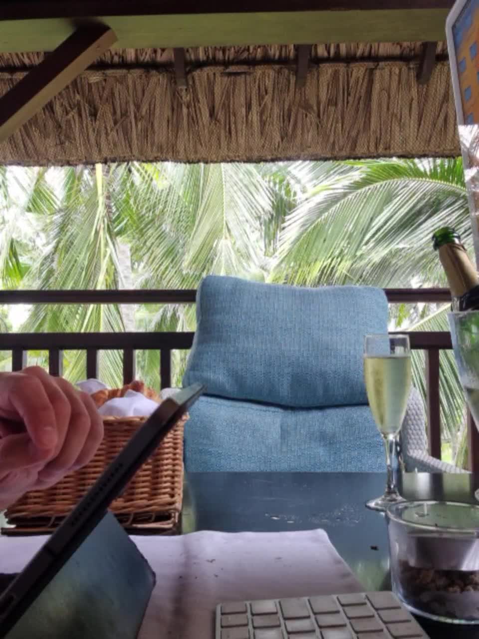 View or download file mr_and_mrs_smith_xxl on 2023-08-06 from bongacams