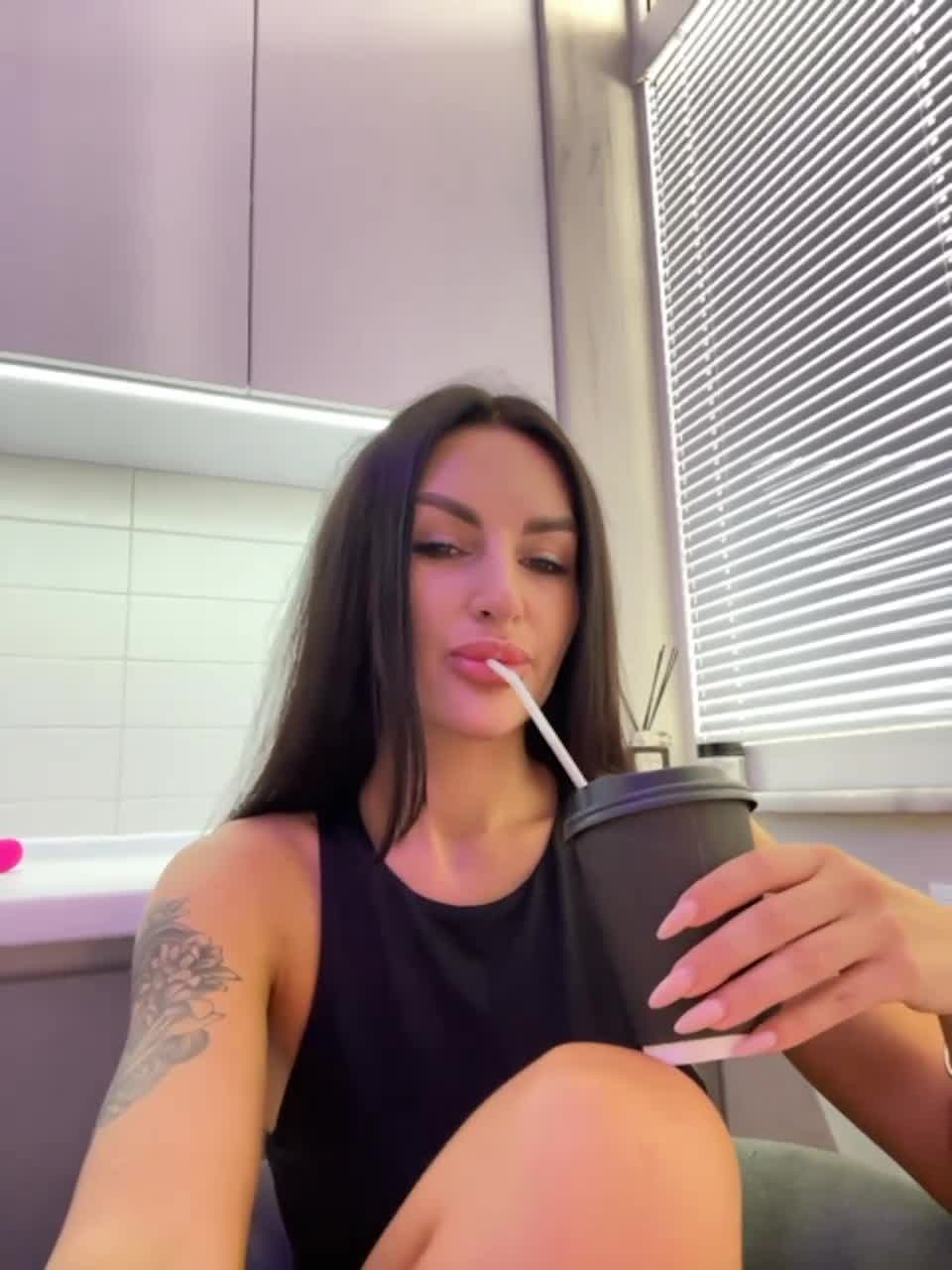 View or download file sweetkira25 on 2023-08-06 from bongacams