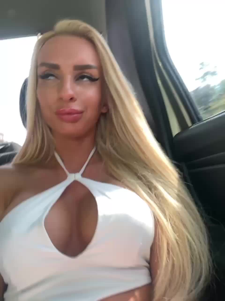 View or download file goldpussy69 on 2023-08-08 from bongacams