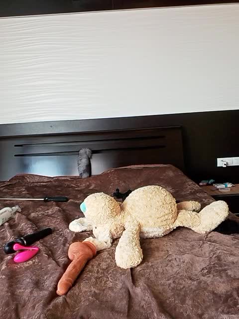 View or download file hairycrotch on 2023-08-08 from bongacams