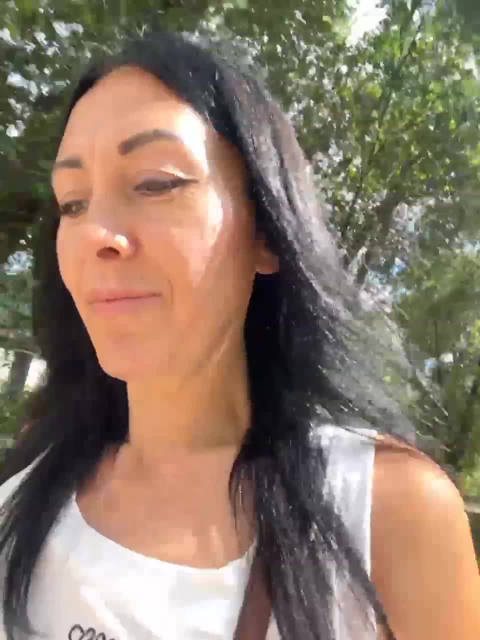 View or download file karolinamilf on 2023-08-08 from bongacams