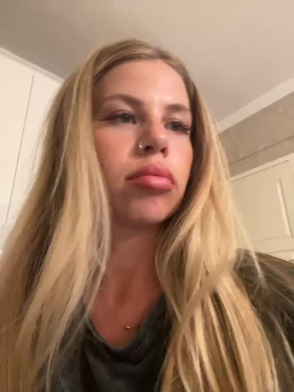 View or download file kristinamoon on 2023-08-08 from bongacams