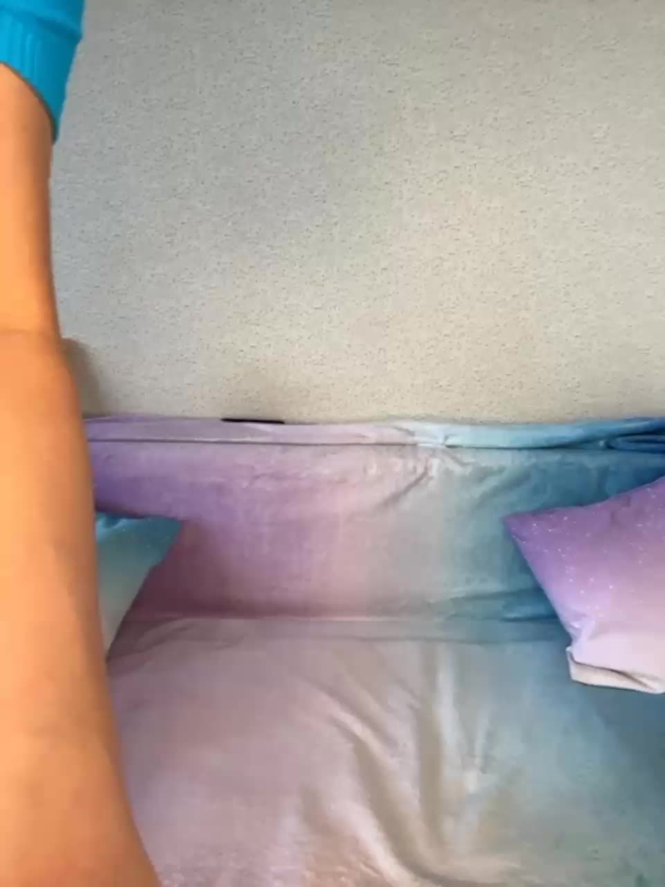 View or download file myr_kiss on 2023-08-11 from bongacams