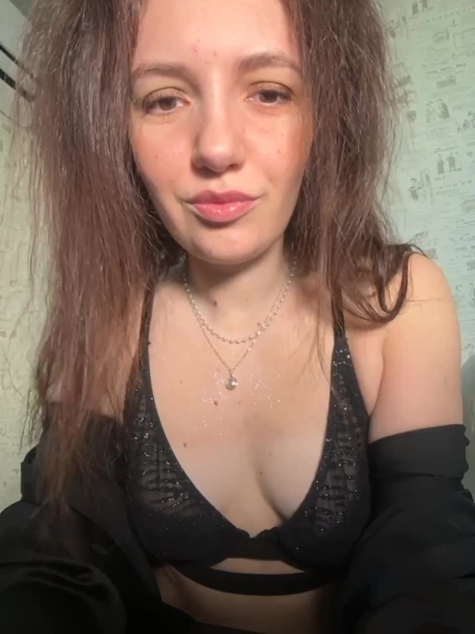 View or download file marykiskis on 2023-08-12 from bongacams