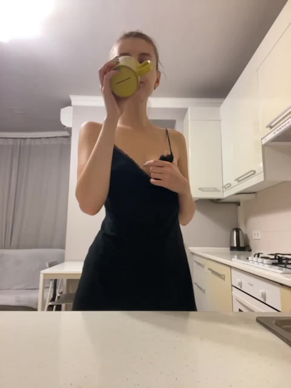 View or download file missfentasy1 on 2023-08-12 from bongacams