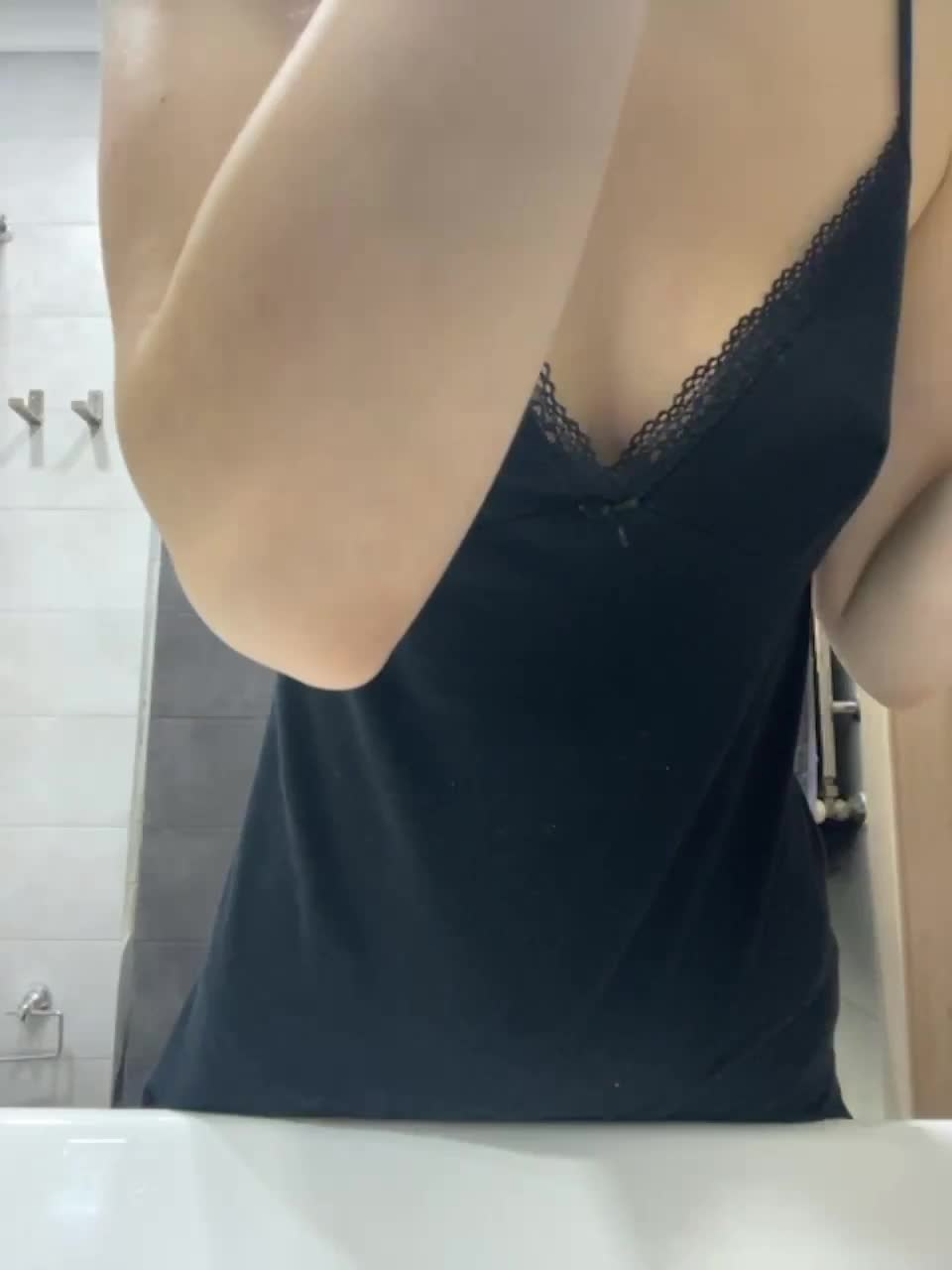 View or download file missfentasy1 on 2023-08-12 from bongacams