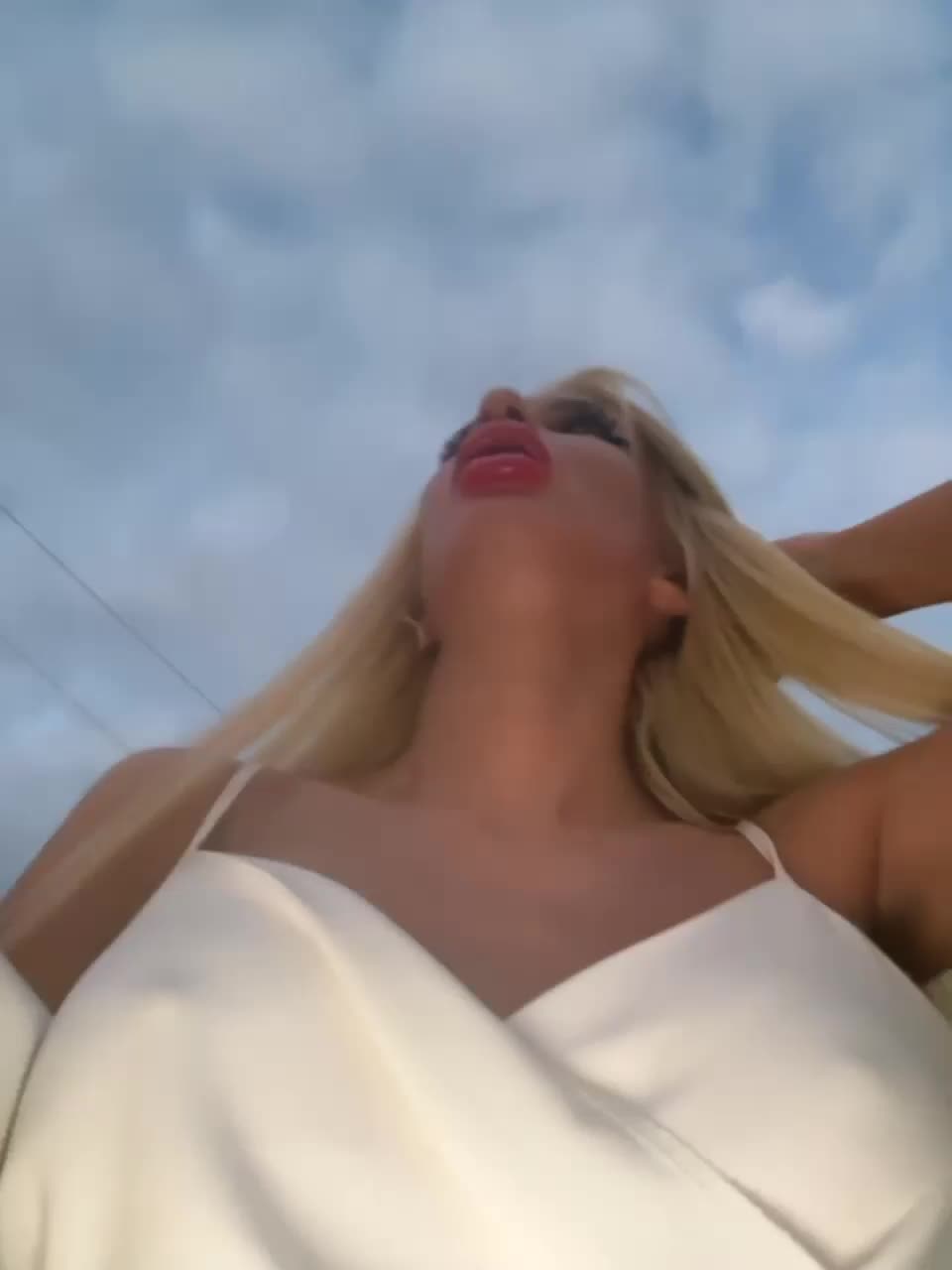 View or download file goldpussy69 on 2023-08-15 from bongacams