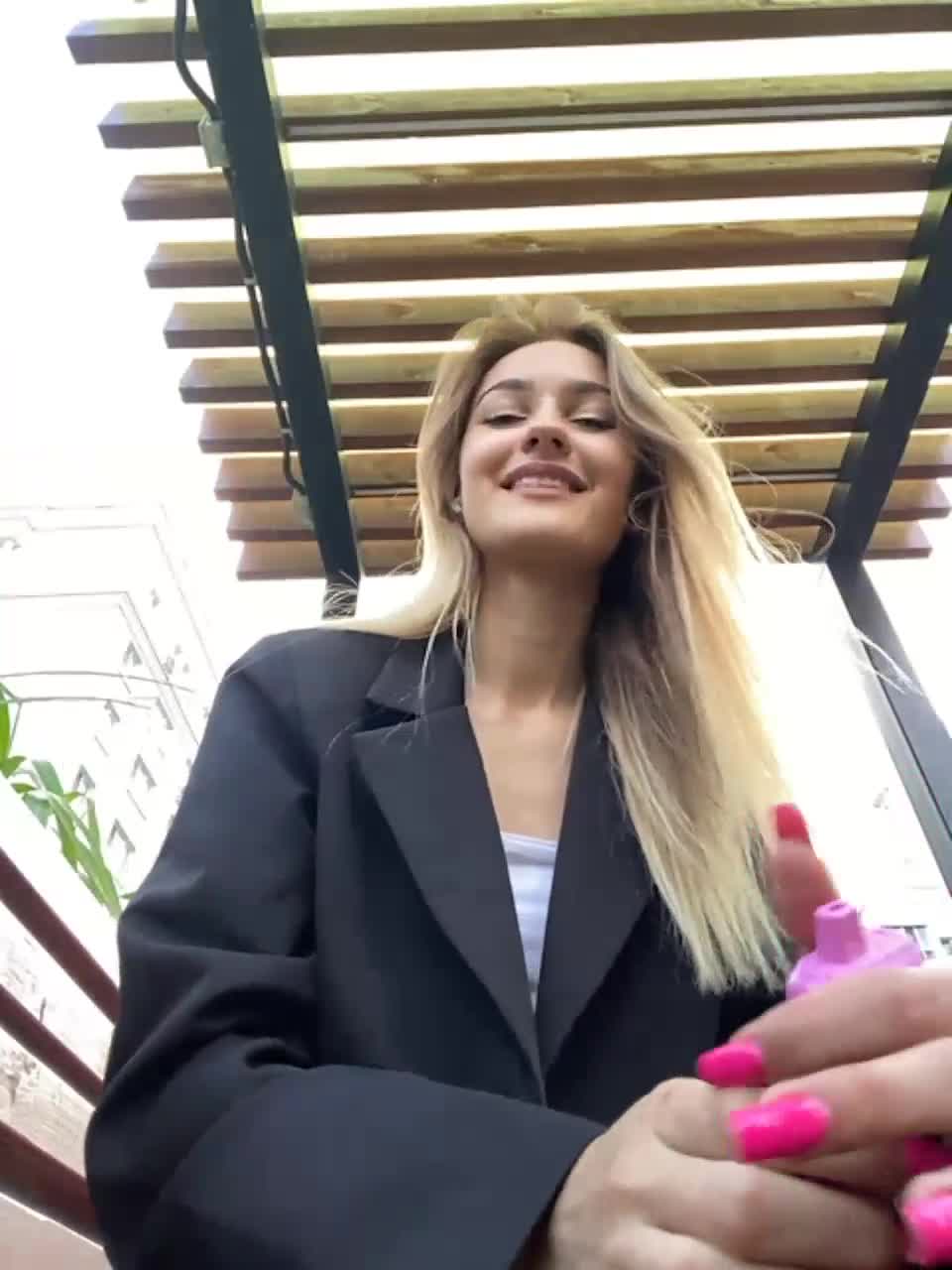 View or download file _lana_chester_ on 2023-08-16 from bongacams