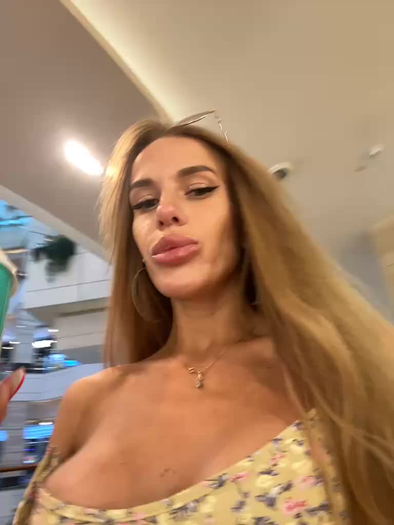 View or download file blondinochkaa on 2023-08-16 from bongacams