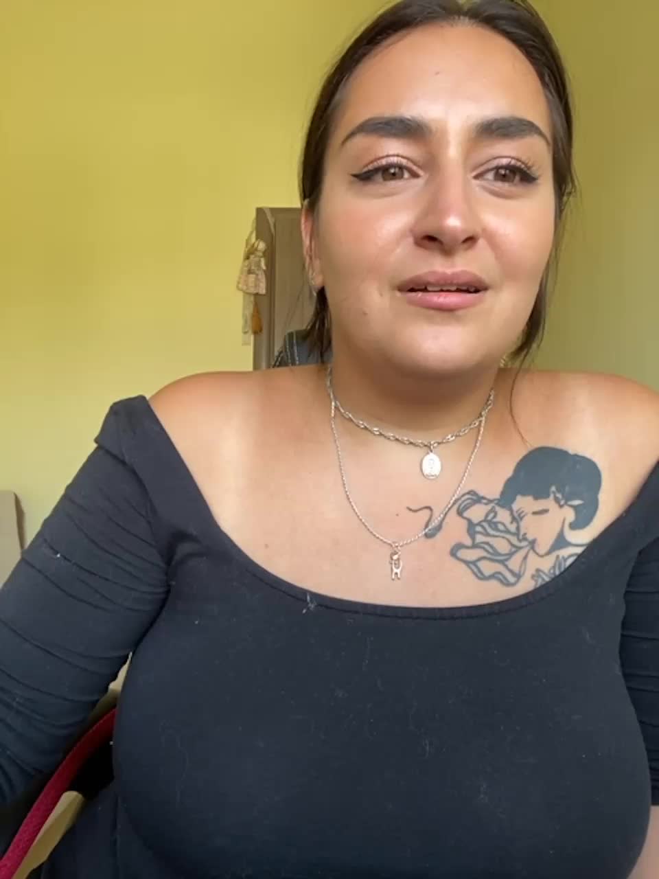 View or download file milalav on 2023-08-16 from bongacams