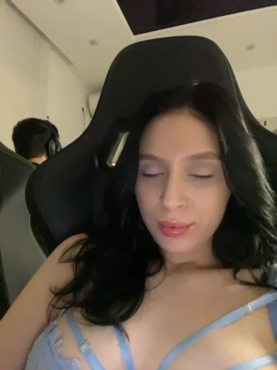 View or download file partynextnext on 2023-08-16 from bongacams