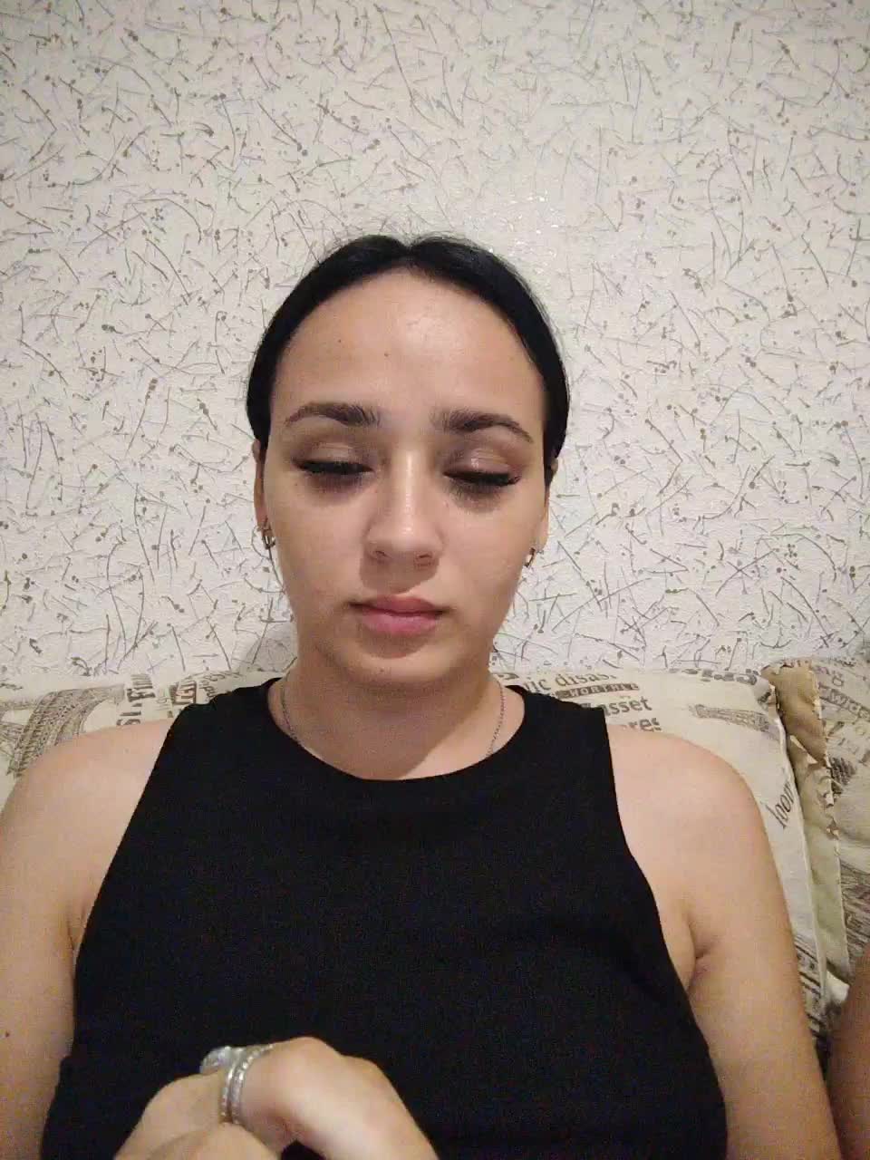 View or download file agilarina1 on 2023-08-17 from bongacams