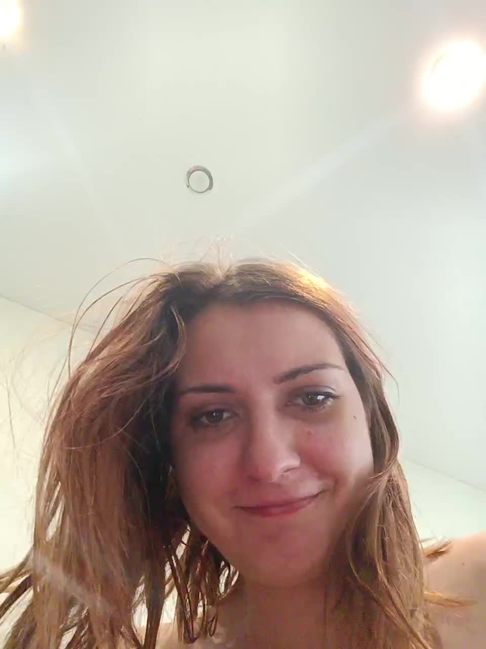 View or download file alla2221 on 2023-08-17 from bongacams