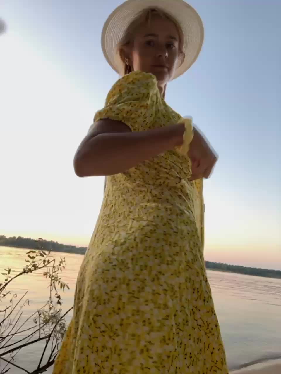 View or download file kriszayka on 2023-08-17 from bongacams