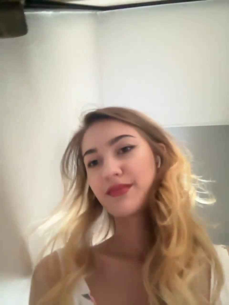 View or download file _lana_chester_ on 2023-08-19 from bongacams