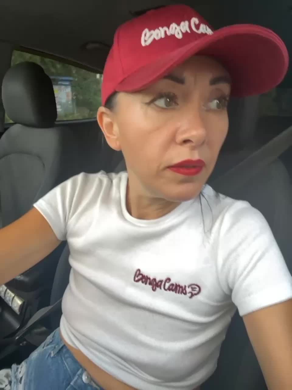 View or download file karolinamilf on 2023-08-19 from bongacams