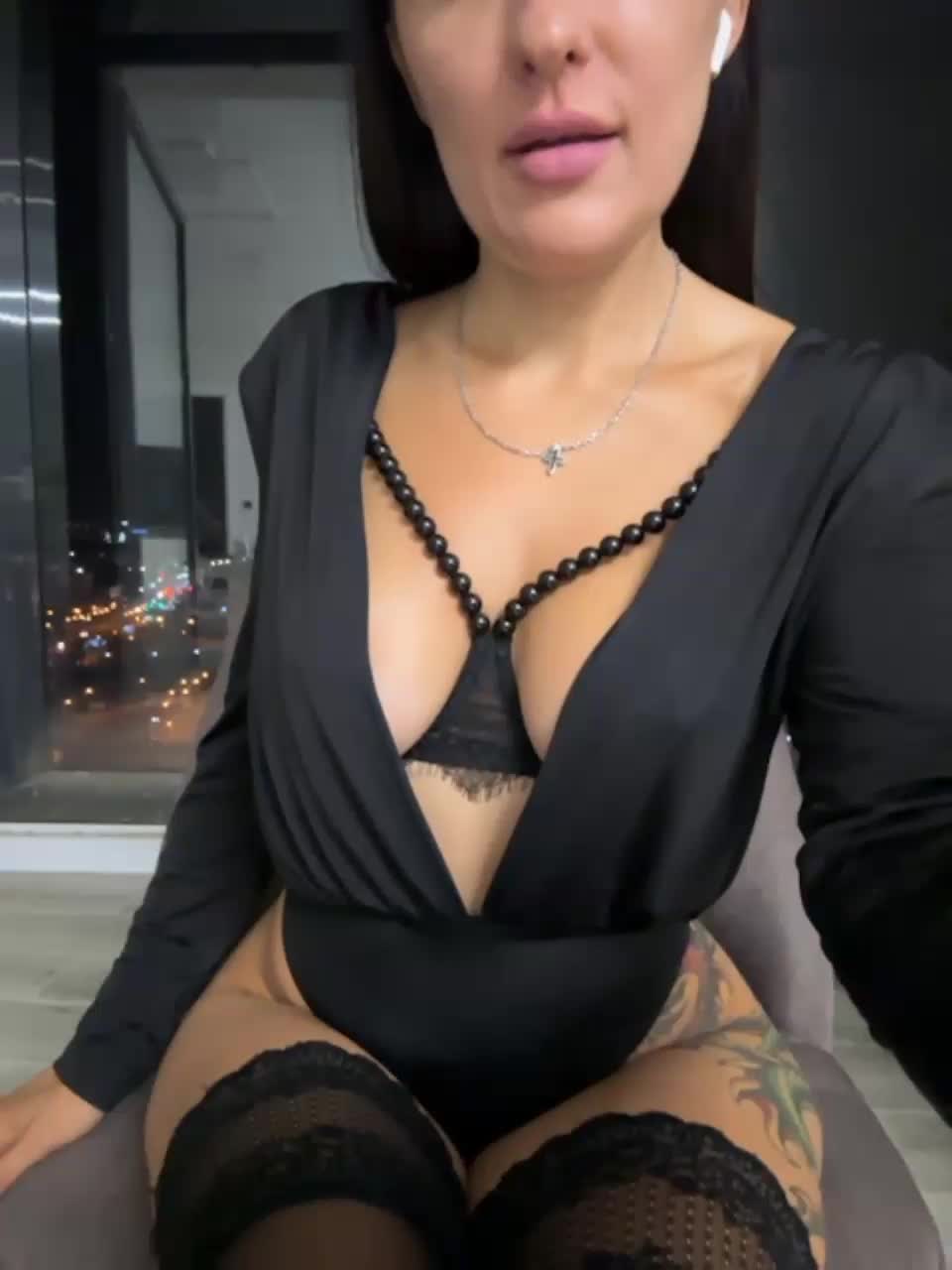 View or download file linahelen on 2023-08-19 from bongacams