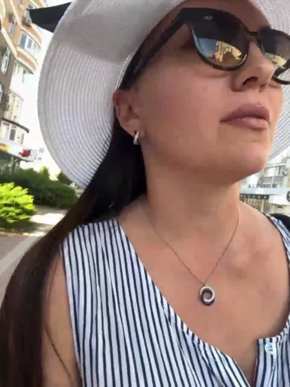 View or download file divora on 2023-08-20 from bongacams