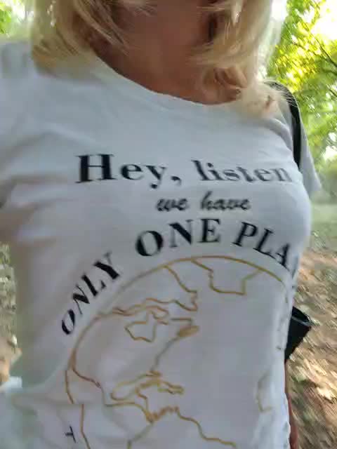 View or download file famouswomen on 2023-08-20 from bongacams