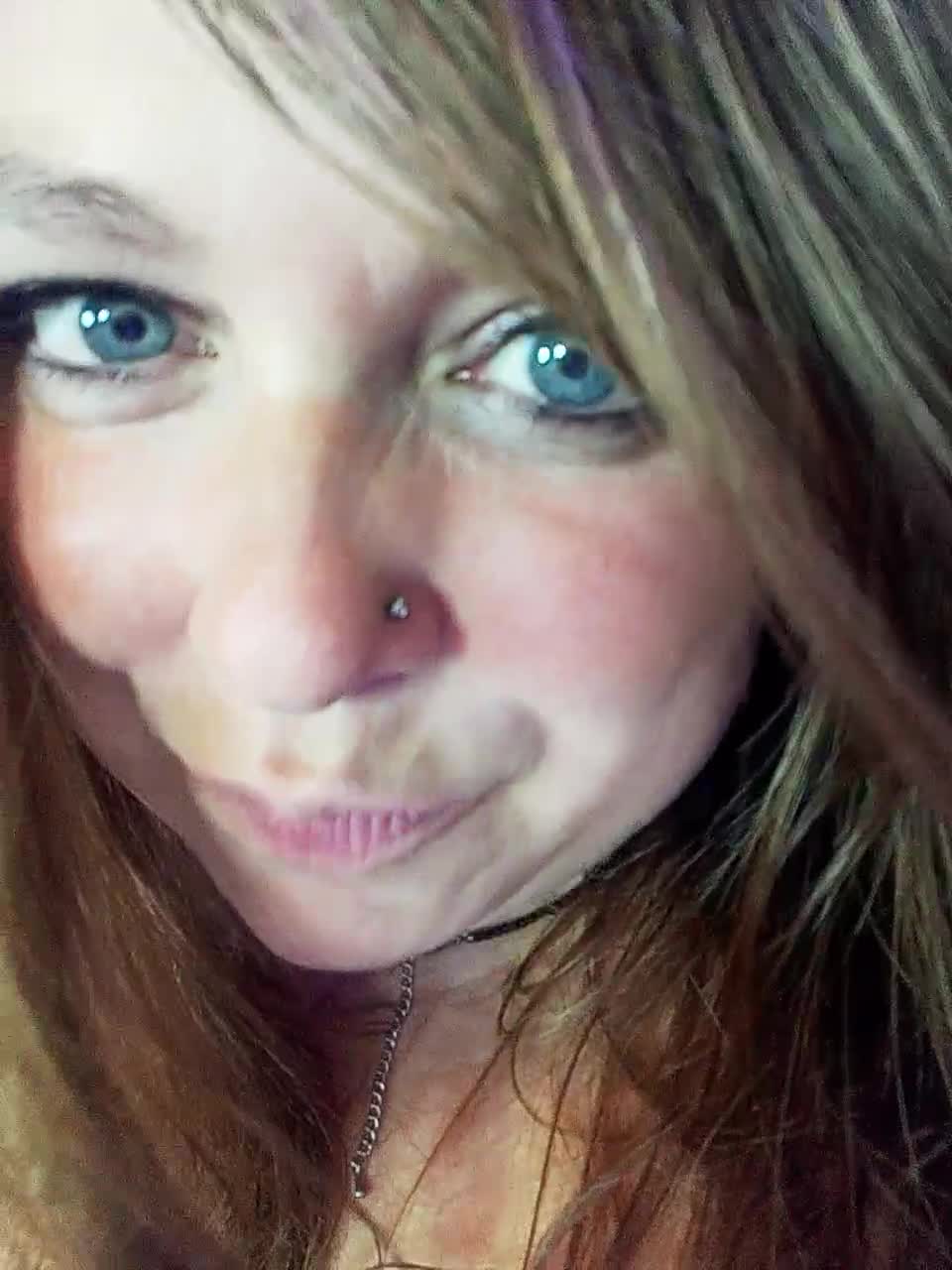 View or download file hairycrotch on 2023-08-20 from bongacams