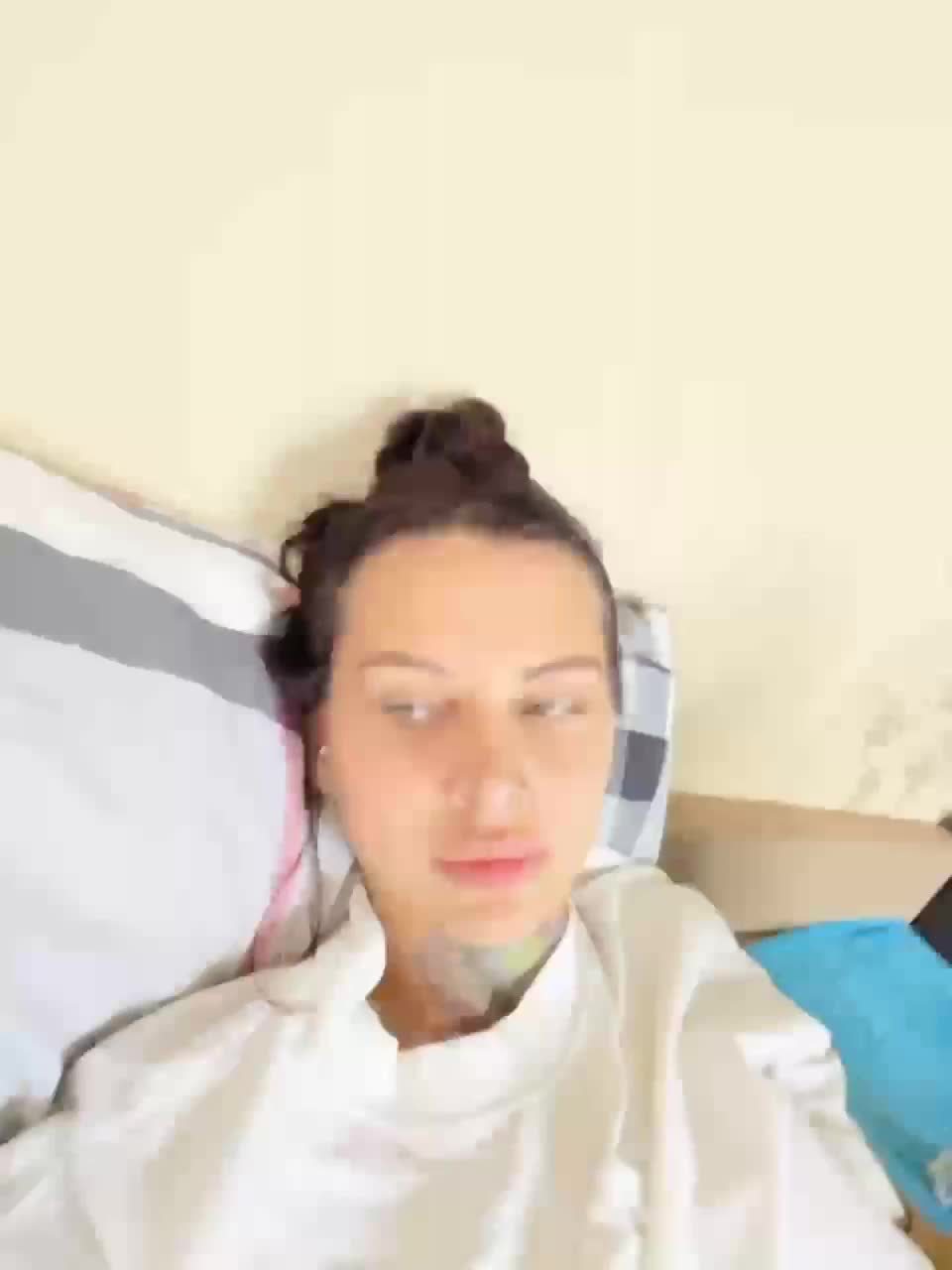 View or download file bimbotronika on 2023-08-21 from bongacams