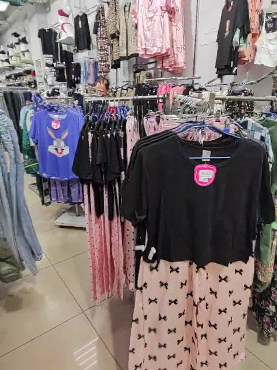 View or download file fox_hole on 2023-08-21 from bongacams