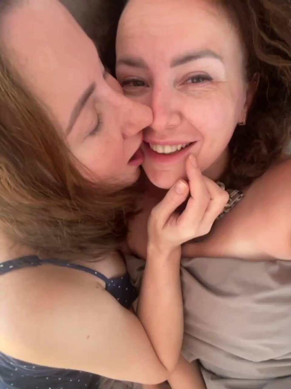 View or download file svetalips on 2023-08-21 from bongacams