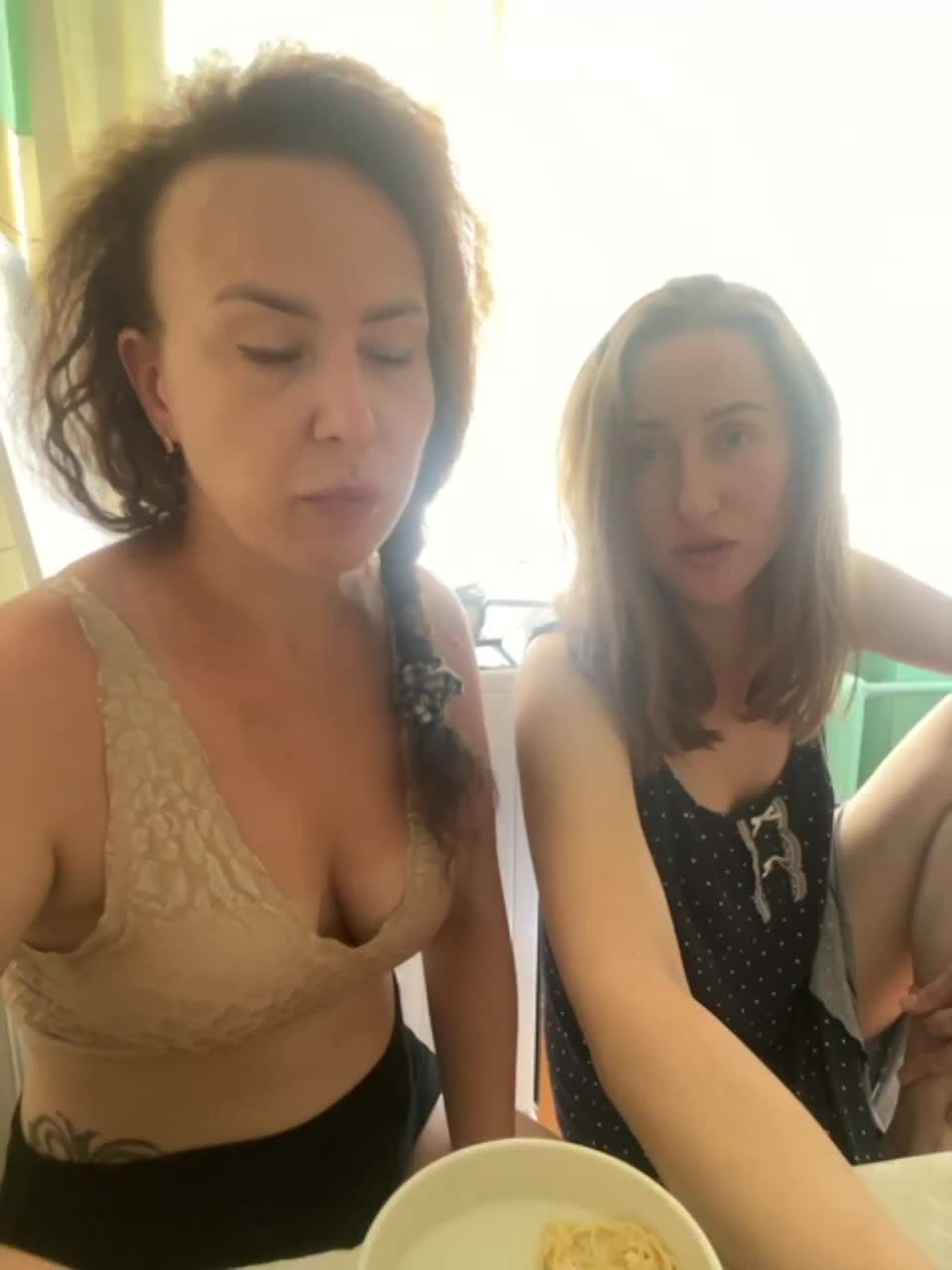 View or download file svetalips on 2023-08-21 from bongacams