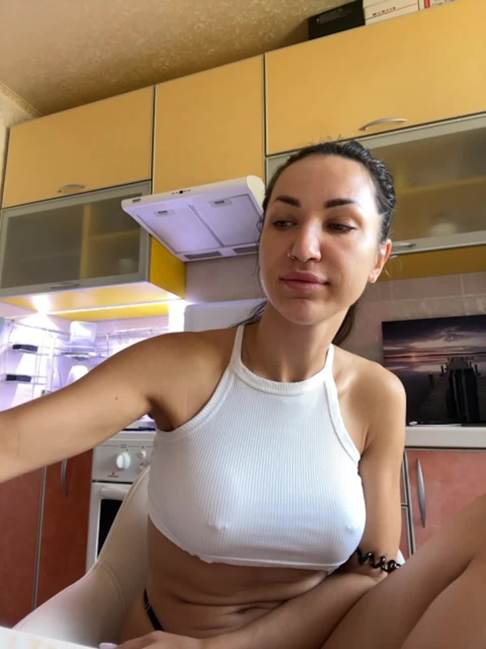 View or download file _ann_ on 2023-08-22 from bongacams
