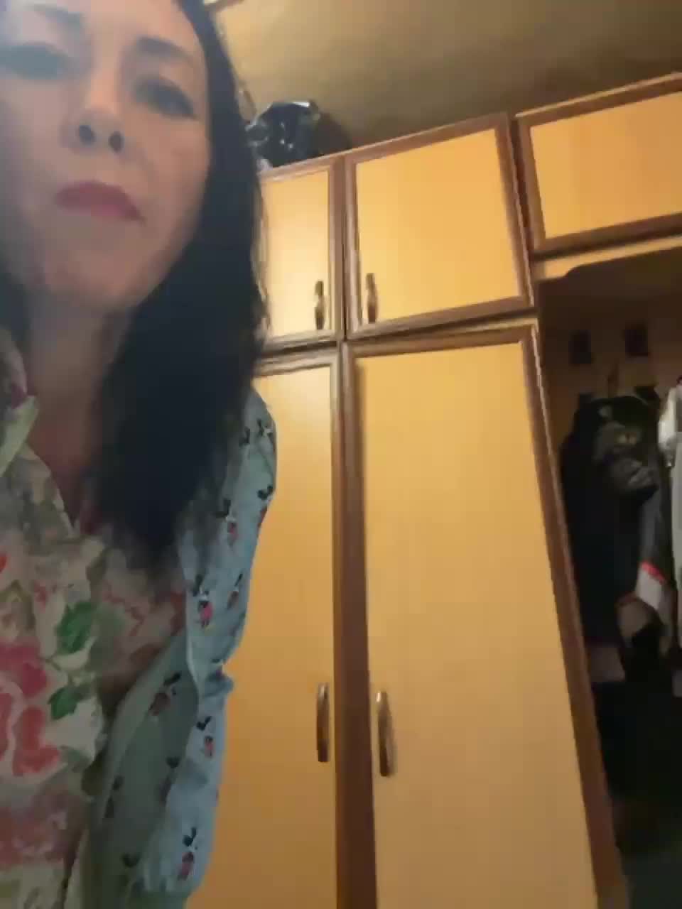 View or download file karolinamilf on 2023-08-22 from bongacams