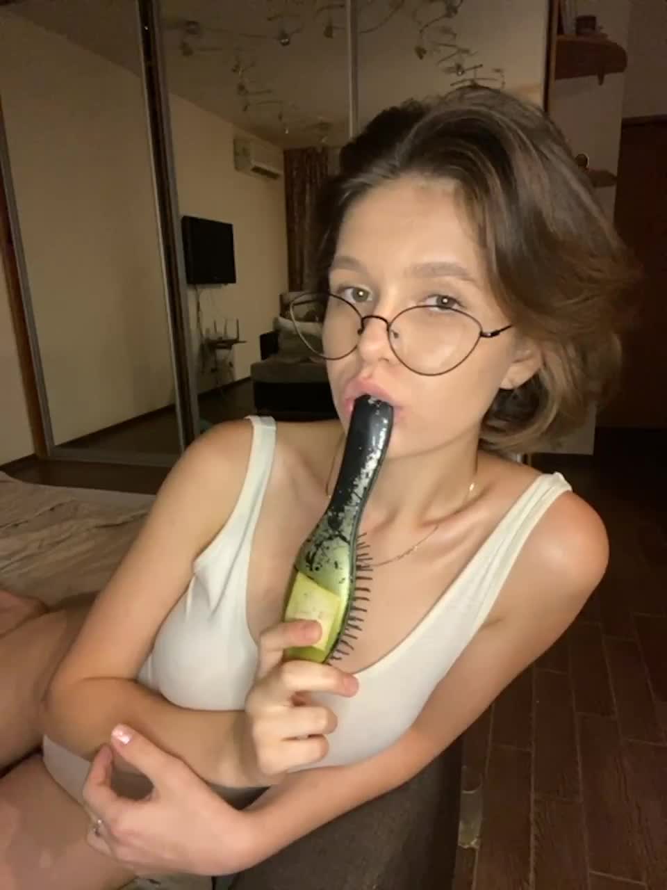 View or download file lisspussy on 2023-08-22 from bongacams