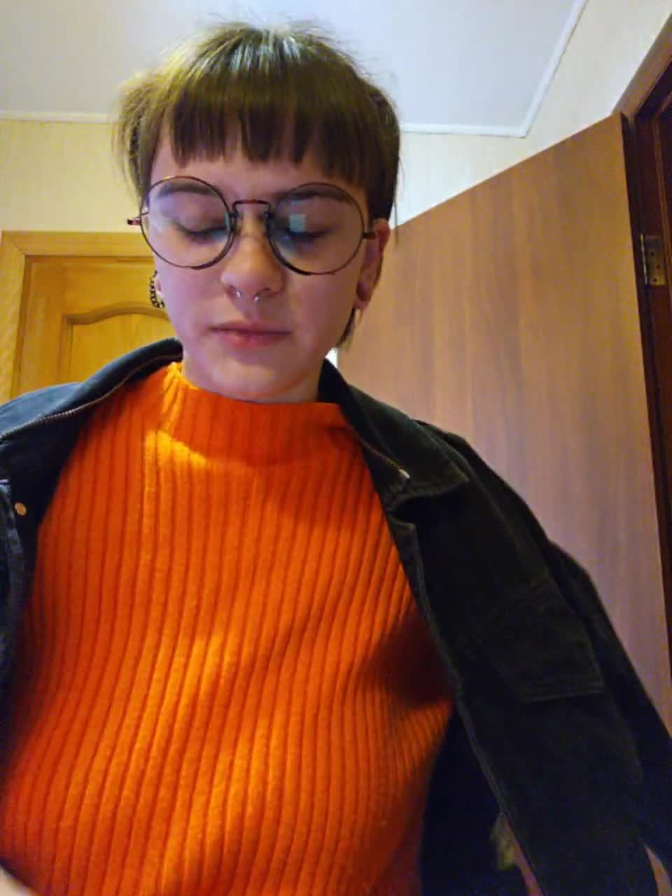 View or download file lolymolly on 2023-08-22 from bongacams