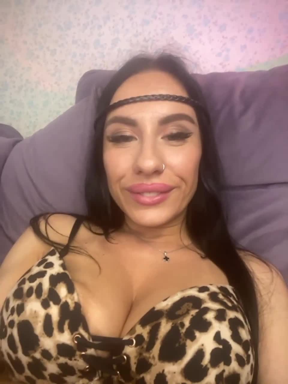 View or download file missjasmine07 on 2023-08-22 from bongacams