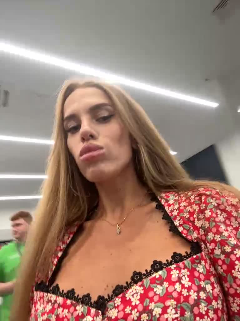 View or download file blondinochkaa on 2023-08-23 from bongacams