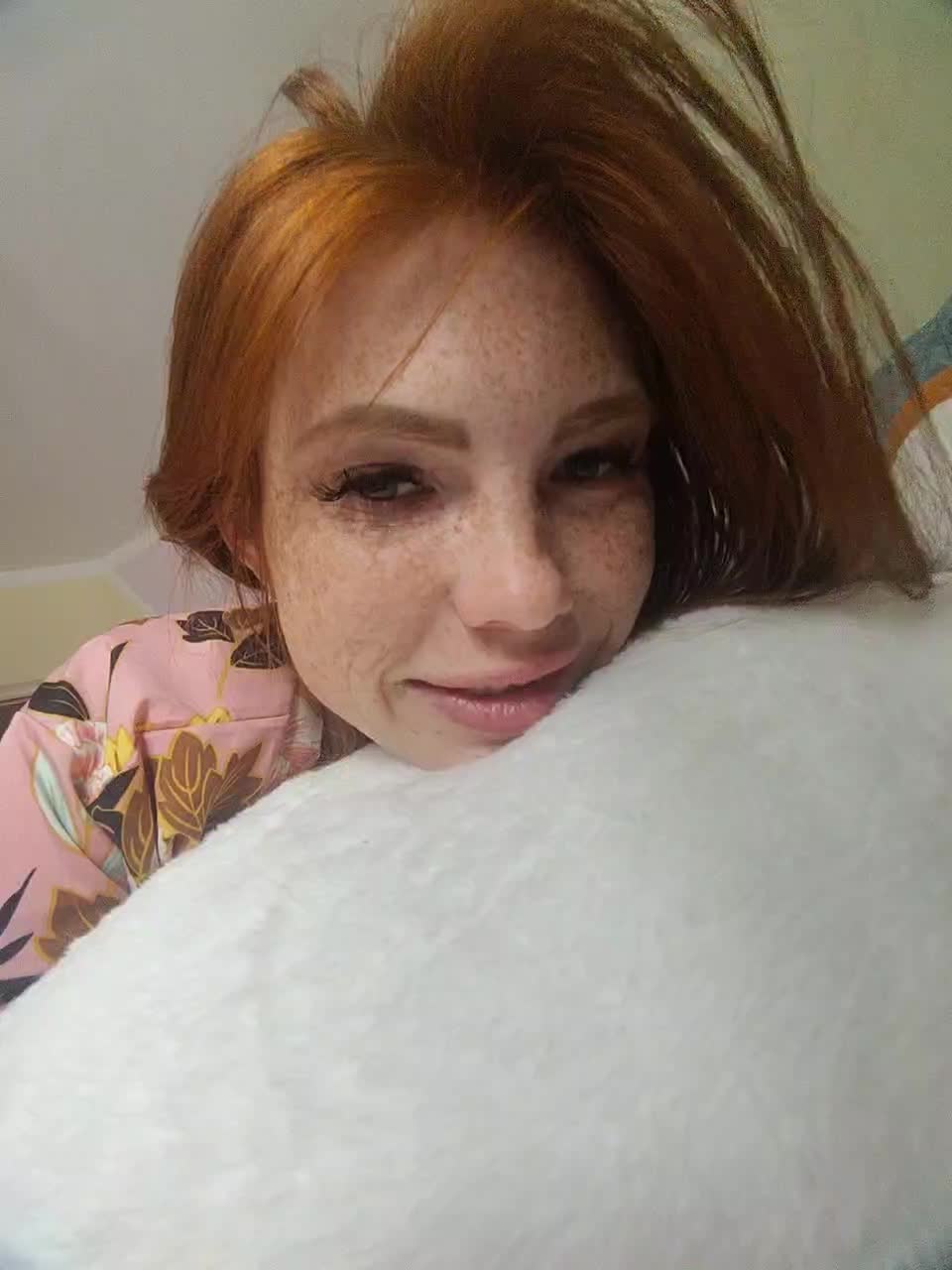 View or download file fox_hole on 2023-08-23 from bongacams