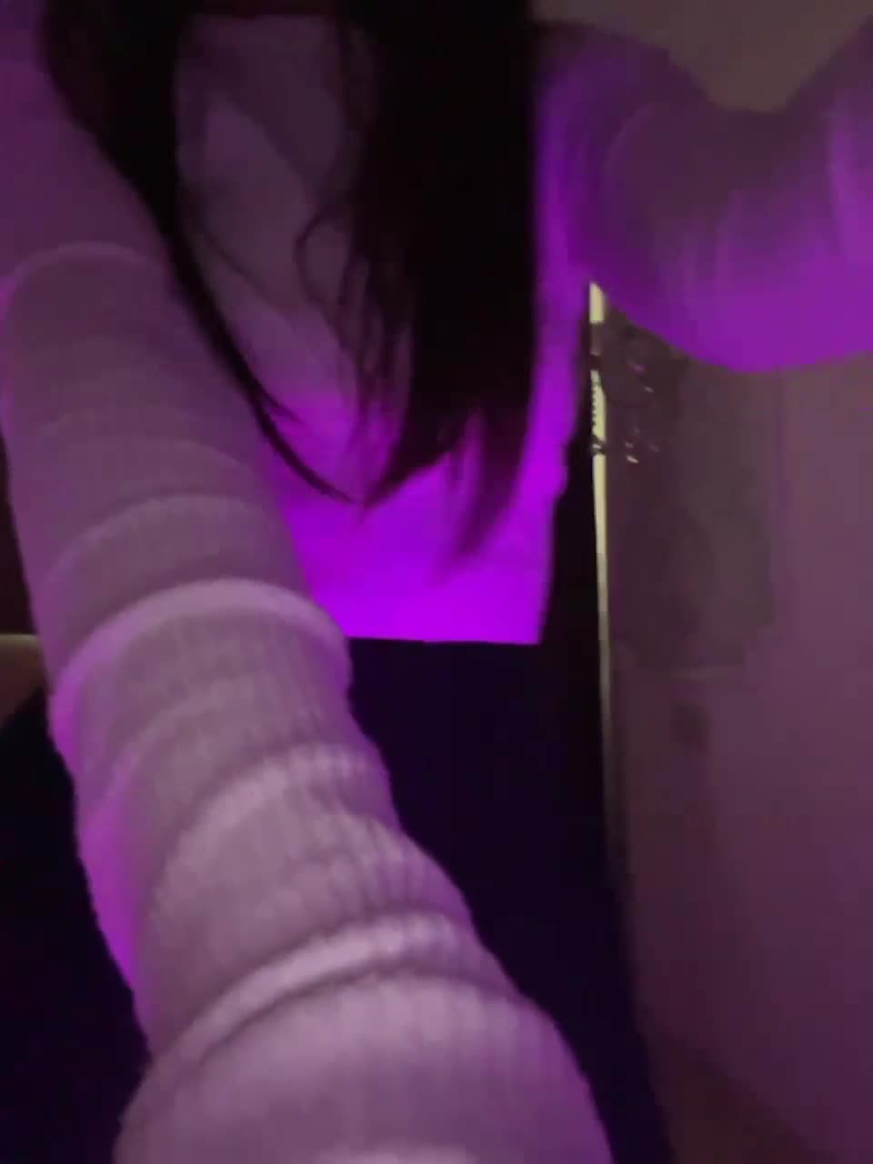 View or download file lika_leee on 2023-08-23 from bongacams