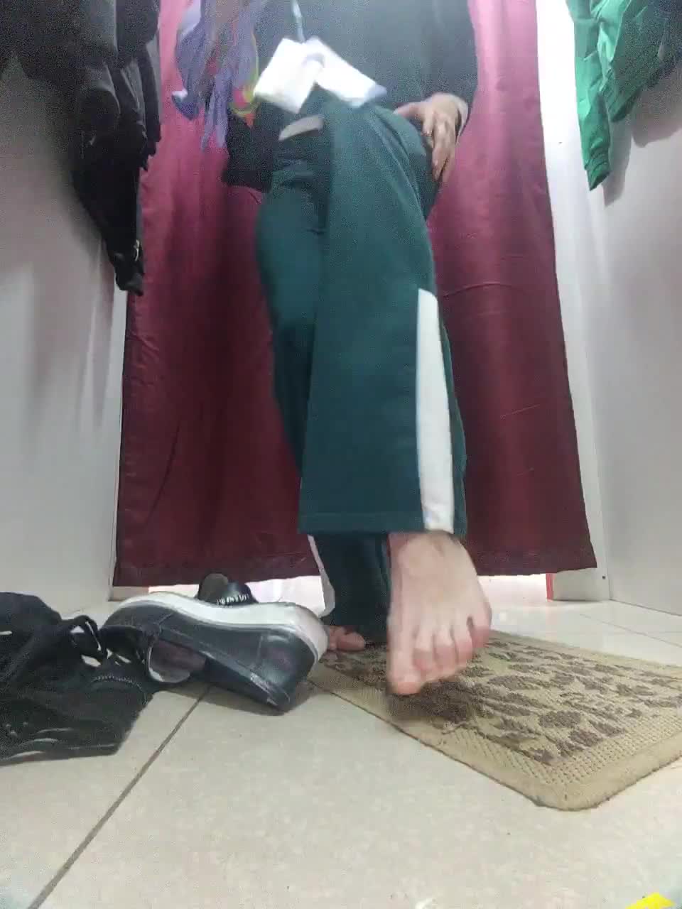 View or download file fox_hole on 2023-08-24 from bongacams