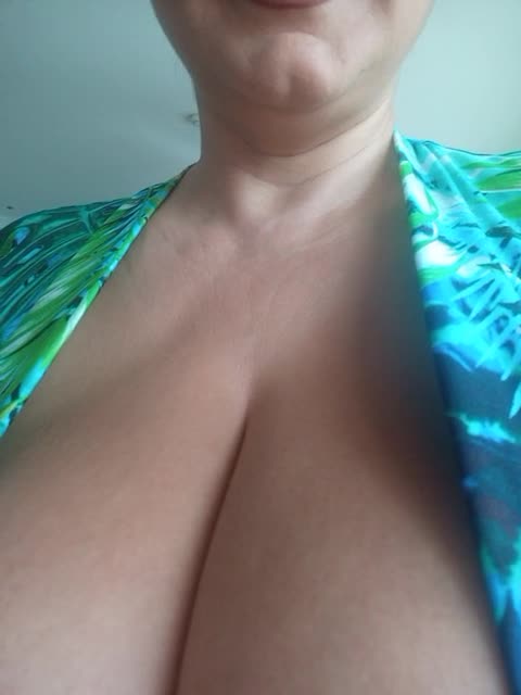 View or download file asaravipboobs on 2023-08-26 from bongacams