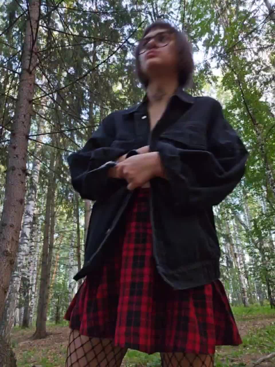 View or download file lolymolly on 2023-08-27 from bongacams