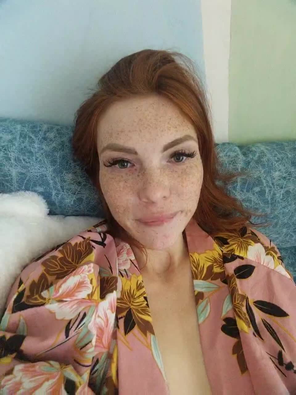 View or download file fox_hole on 2023-08-28 from bongacams