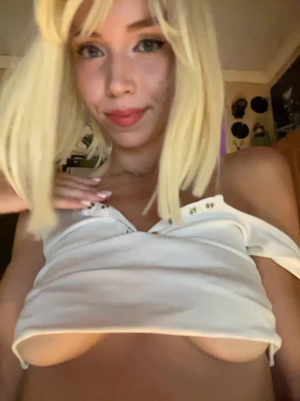 View or download file kika_co on 2023-08-28 from bongacams