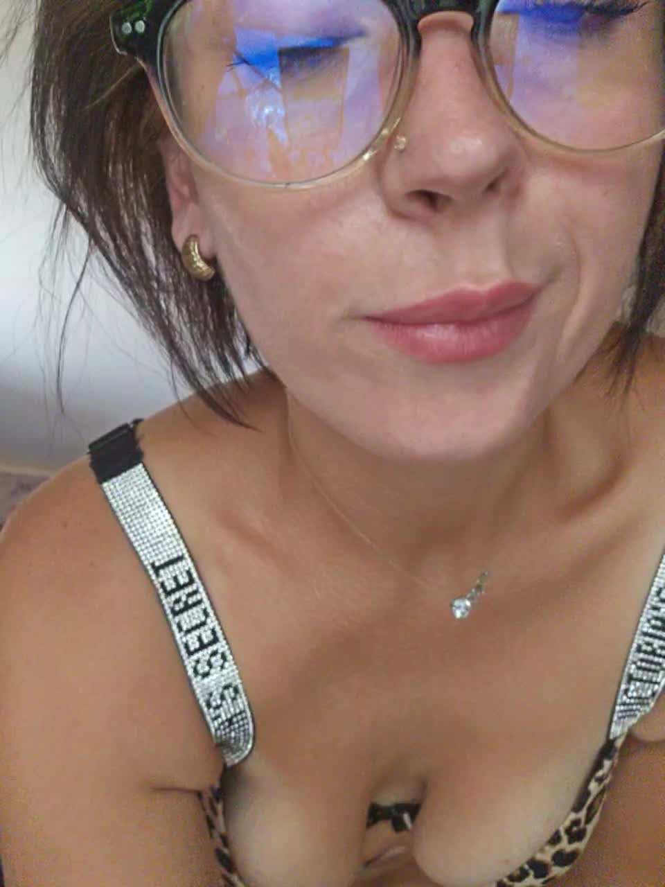 View or download file aureliyxxx on 2023-08-30 from bongacams