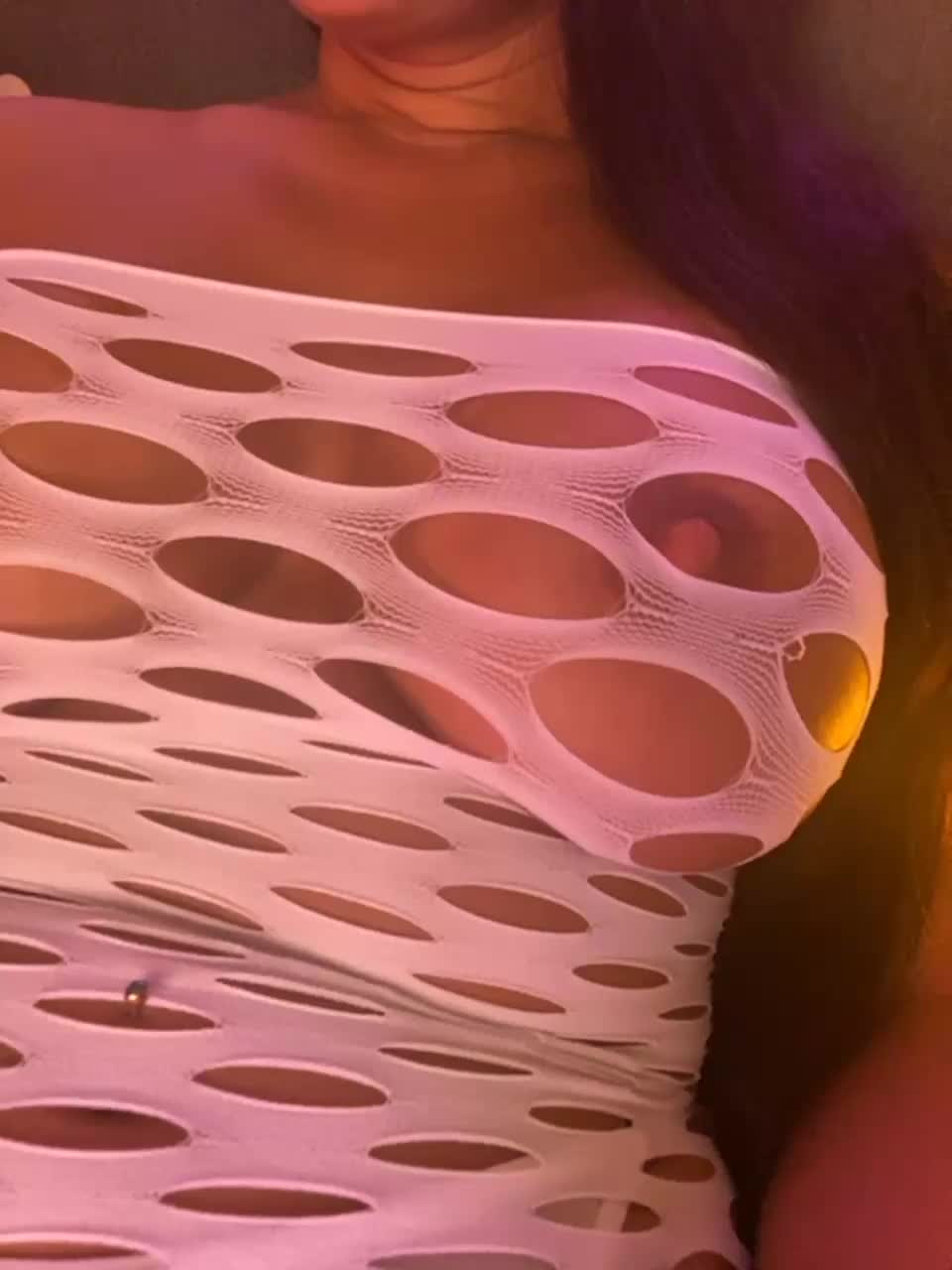 View or download file dianacharming on 2023-09-03 from bongacams