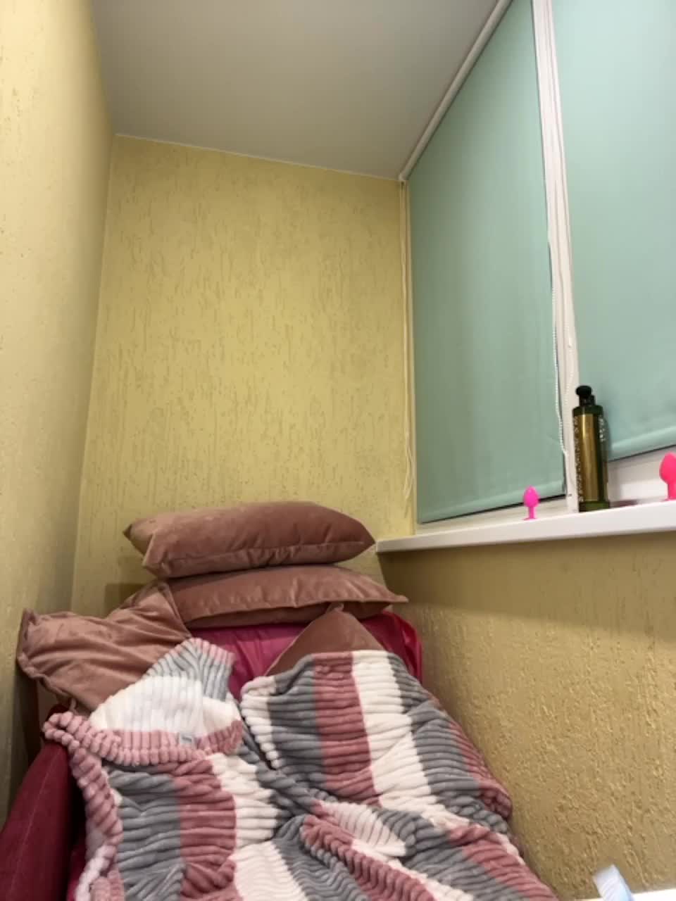 View or download file essexxs on 2023-09-03 from bongacams