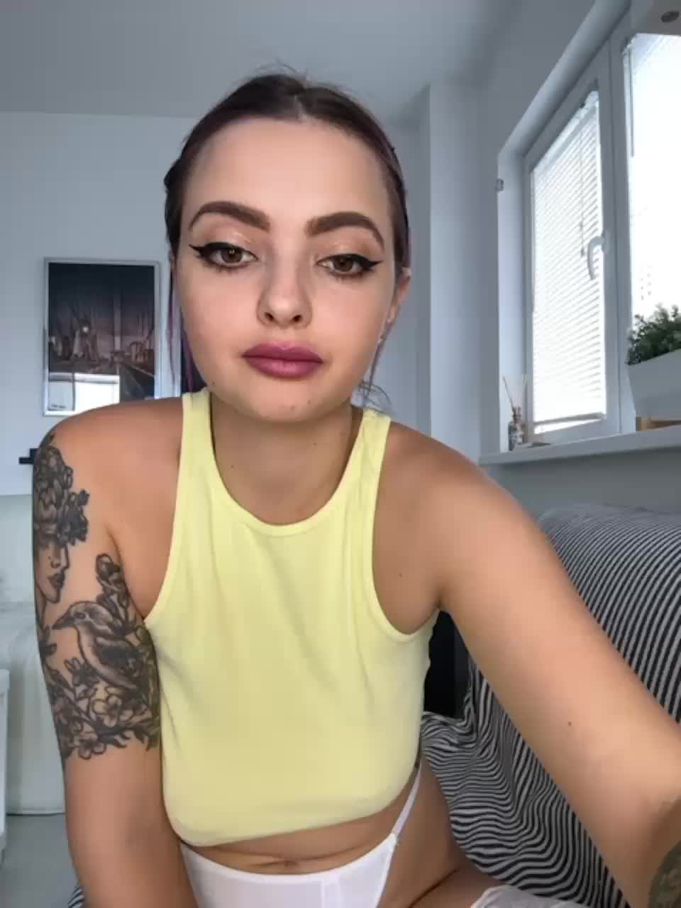 View or download file kristinanice on 2023-09-03 from bongacams